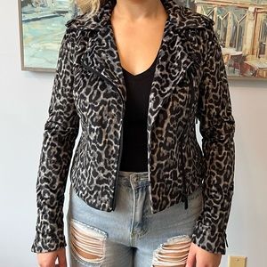 NWT BEBE Leopard-Animal Print Gray Black VELVET MOTO Jacket Size SMALL